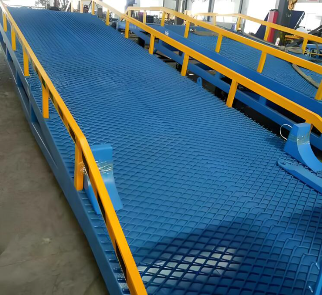 屯城镇移动式液压登车桥