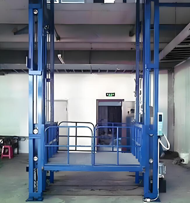 屯城镇导轨式升降货梯